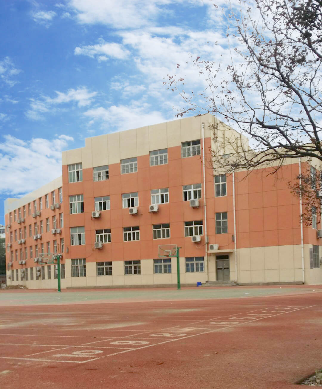 項(xiàng)目名稱：漢城中學(xué)